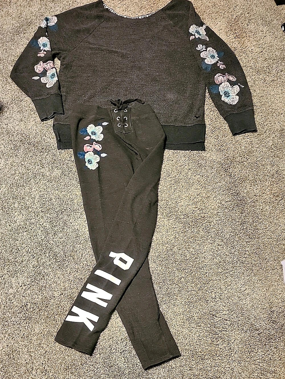 PINK embroidered Floral Lace-Up Sweatshirt/ Leggings Set in Grey